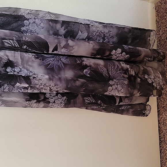 Brand New Beautiful Black & Gray Floral Maxi Dress - Picture 3 of 10